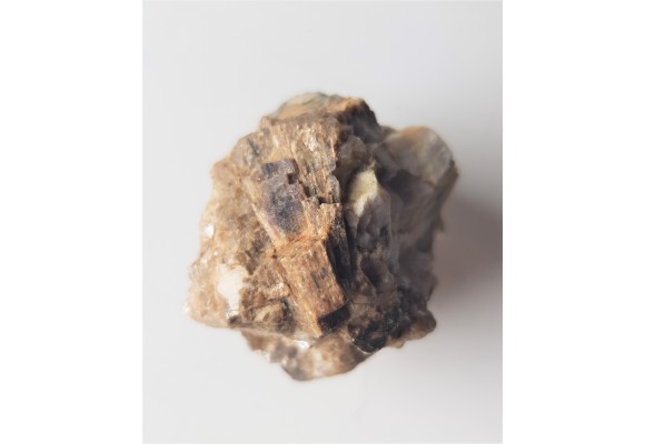 Andaluzyt z Zagórza Śląskiego