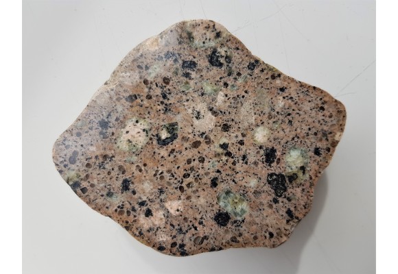 Porfir kwarcowy z zielonymi plagioklazami, eratyk Kołobrzeg