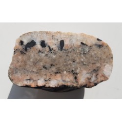 Strefa w gnejsach z turmalinem, eratyk Dźwirzyno