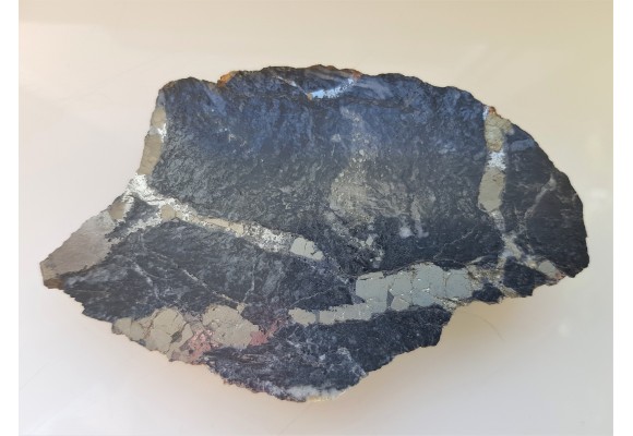 Żyły kruszcowe w masywnym łupku radzimowickim ze Starej Góry