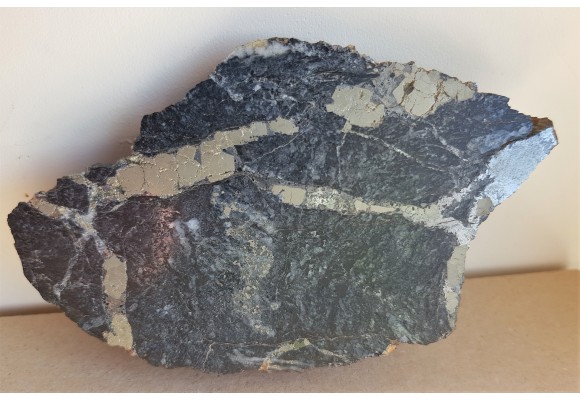 Żyły kruszcowe w masywnym łupku radzimowickim ze Starej Góry