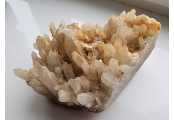 Duża szczotka kryształów górskich ze Strzegomia (Rogoźnica)