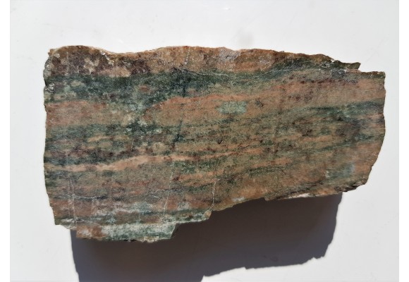 Skała wapniowo-krzemianowa z Samborowiczek k. Strzelina