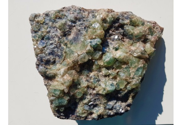 Intensywnie zielony fluoryt z Kowar