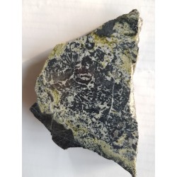 Hornblenda, magnetyt oraz serpofit z Kowar