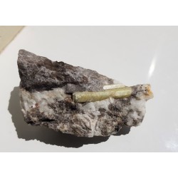 Kryształy berylu w pegmatycie z Piławy Górnej