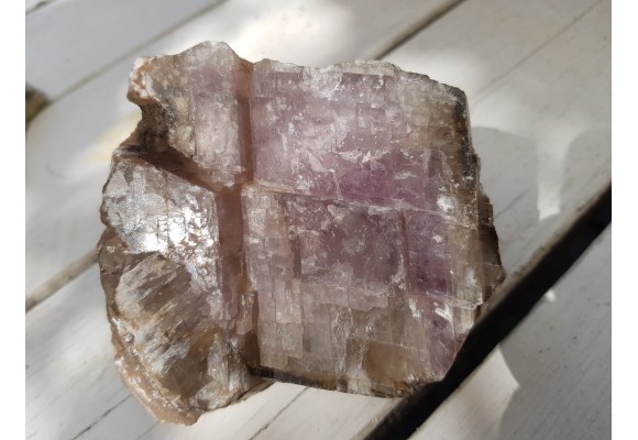 Intensywnie fioletowy, duży kalcyt z Grzęd