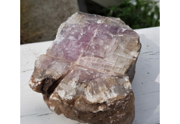 Intensywnie fioletowy, duży kalcyt z Grzęd