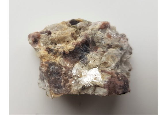 Andaluzyt z Zagórza Śląskiego