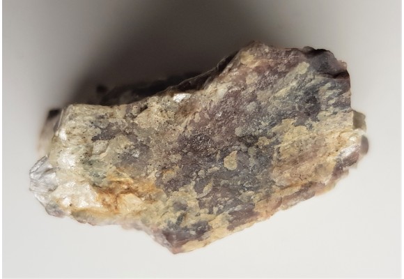 Andaluzyt z Zagórza Śląskiego