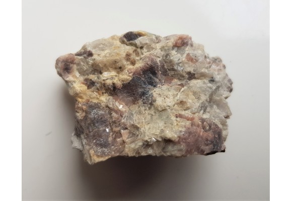 Andaluzyt z Zagórza Śląskiego