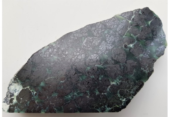 Okaz rudy chromitowej z Tąpadeł k. Sobótki