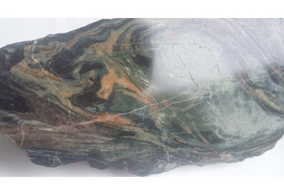 Wyjątkowa skała wapniowo-krzemianowa z Kowar