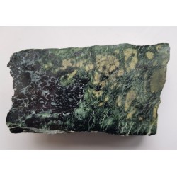 Chromit z otoczką listwenitu z Tąpadeł k. Sobótki