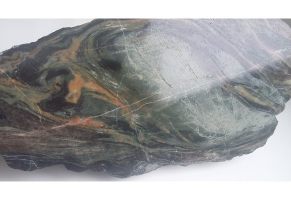 Wyjątkowa skała wapniowo-krzemianowa z Kowar