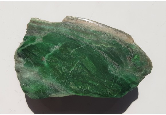 Prawdziwy jadeit z masywu Monviso we włoskich Alpach