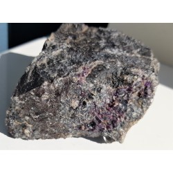 Amesyt chromowy z Tąpadeł k. Sobótki