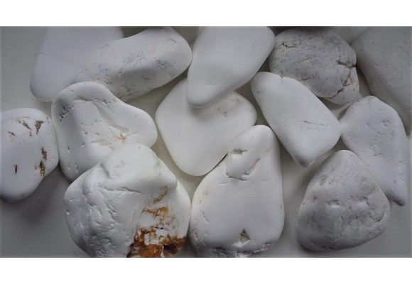 Bębnowany magnezyt z Wirów koło Sobótki