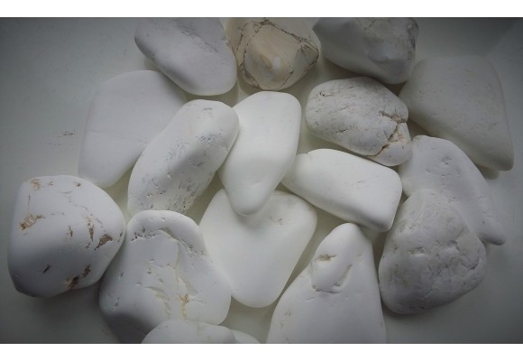 Bębnowany magnezyt z Wirów koło Sobótki