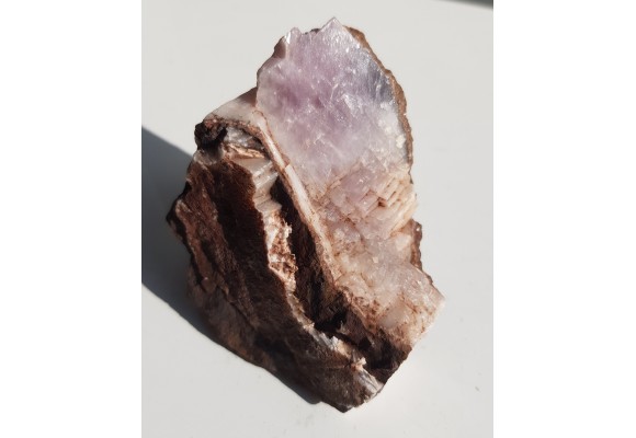 Intensywnie fioletowy kalcyt z Grzęd