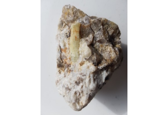 Beryl w pegmatycie z Siedlimowic