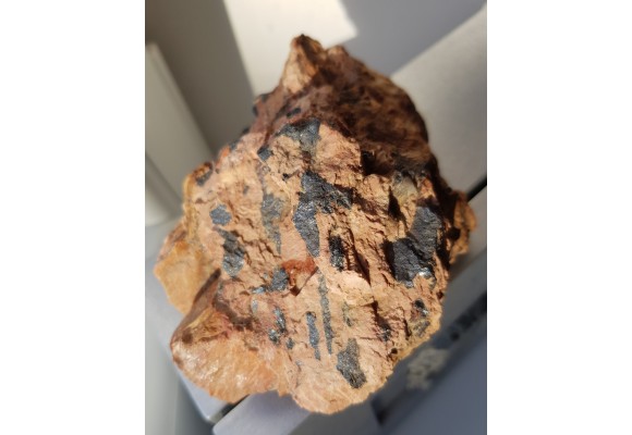 Magnetyt w pegmatycie ze Szklarskiej Poręby