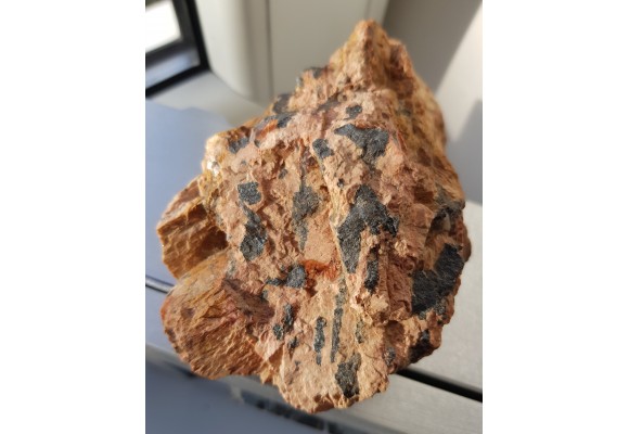 Magnetyt w pegmatycie ze Szklarskiej Poręby