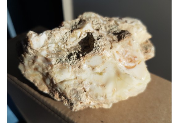 Duży opal porcelanowy ze Szklar