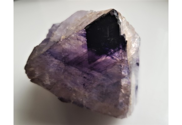 Wielki fluoryt z pegmatytów Strzegomskich