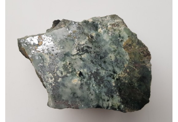 Okruszcowany nefryt ze Złotego Stoku