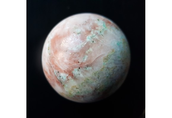 Kula z barytu z Jeżowa Sudeckiego