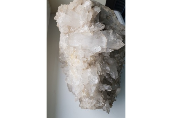 Muzealna szczotka kryształów górskich z Jegłowej