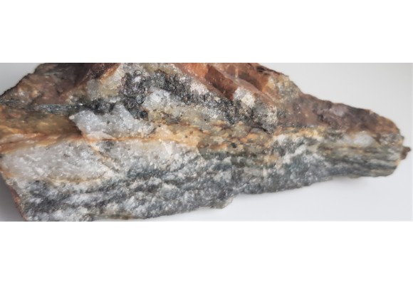 Gahnit - zielony spinel cynkowy z Gierczyna