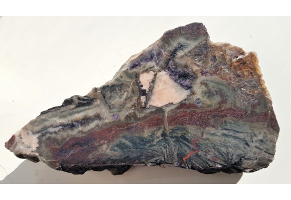 Antozonit, fluoryt zielony oraz hematyt w skarnie z Kowar