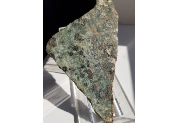 Rubinonośnego eklogit z Gór Sowich