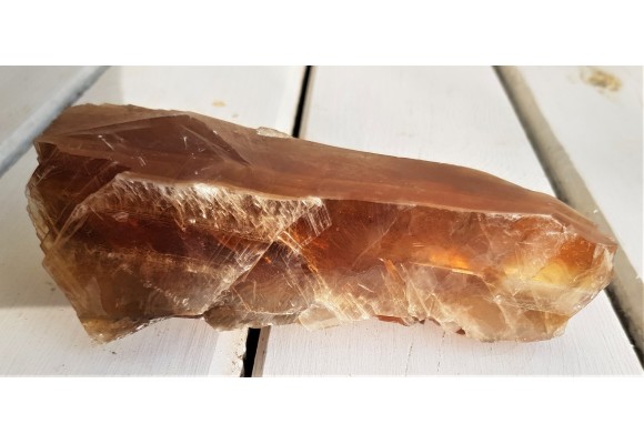 Niezwykły, pomarańczowy gips z LGOM