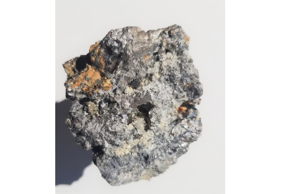 Żyła rudna z licznymi kryształami arsenopirytu z Radzimowic