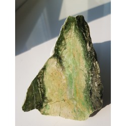 Rodingit z minerałami chromu z Jordanowa Śląskiego