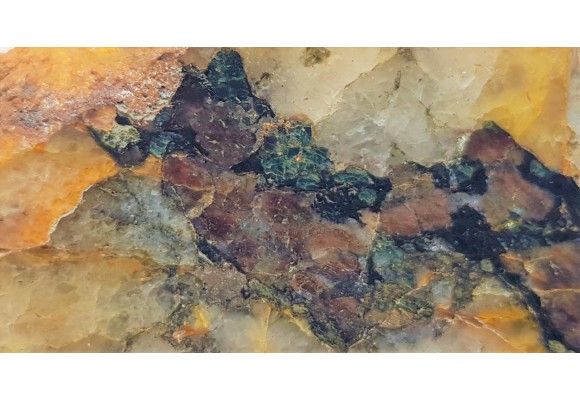 Gahnit (spinel cynkowy) z Gierczyna