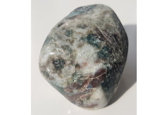 Pegmatoid z szafirem ze Złotego Stoku