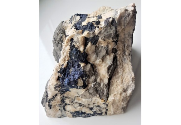 Duży okaz kowelinu w żyle barytowej z ZG Lubin