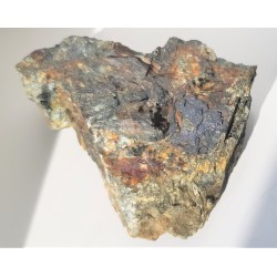 Tabliczkowaty ilmenit w gabrze z Nowej Rudy - Słupca