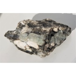 Beryl w pegmatycie desylifikowanym z Wir k. Sobótki