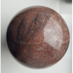 Kula z czerwonego granitoidu (eratyk, lubuskie)