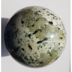 Kula z nefrytu z Jordanowa Śląskiego