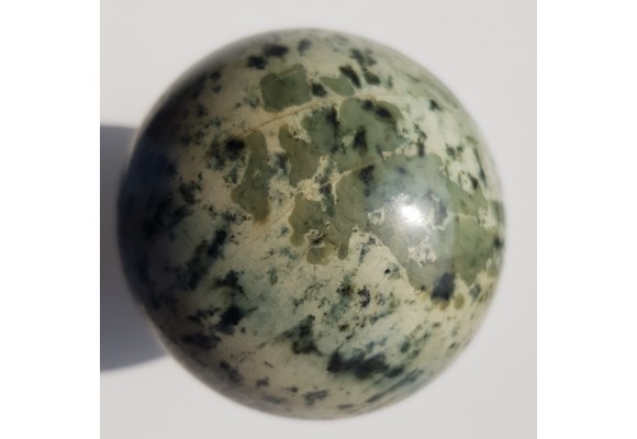 Kula z nefrytu z Jordanowa Śląskiego