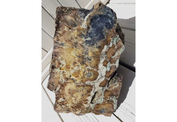 Wielki, muzealny okaz barwnego opalu z Nasławic k. Wrocławia