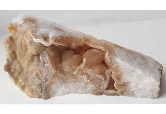 Kwarce pokryte drobnokrystalicznym SiO2 i chalcedonem ze Sławniowic