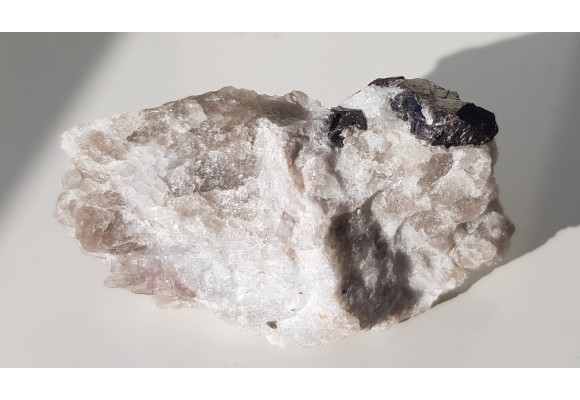 Krystaliczny kasyteryt w pegmatycie z Piławy Grn.