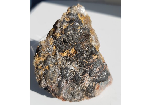 Turmalin z Granicznego Potoku w Górach Izerskich